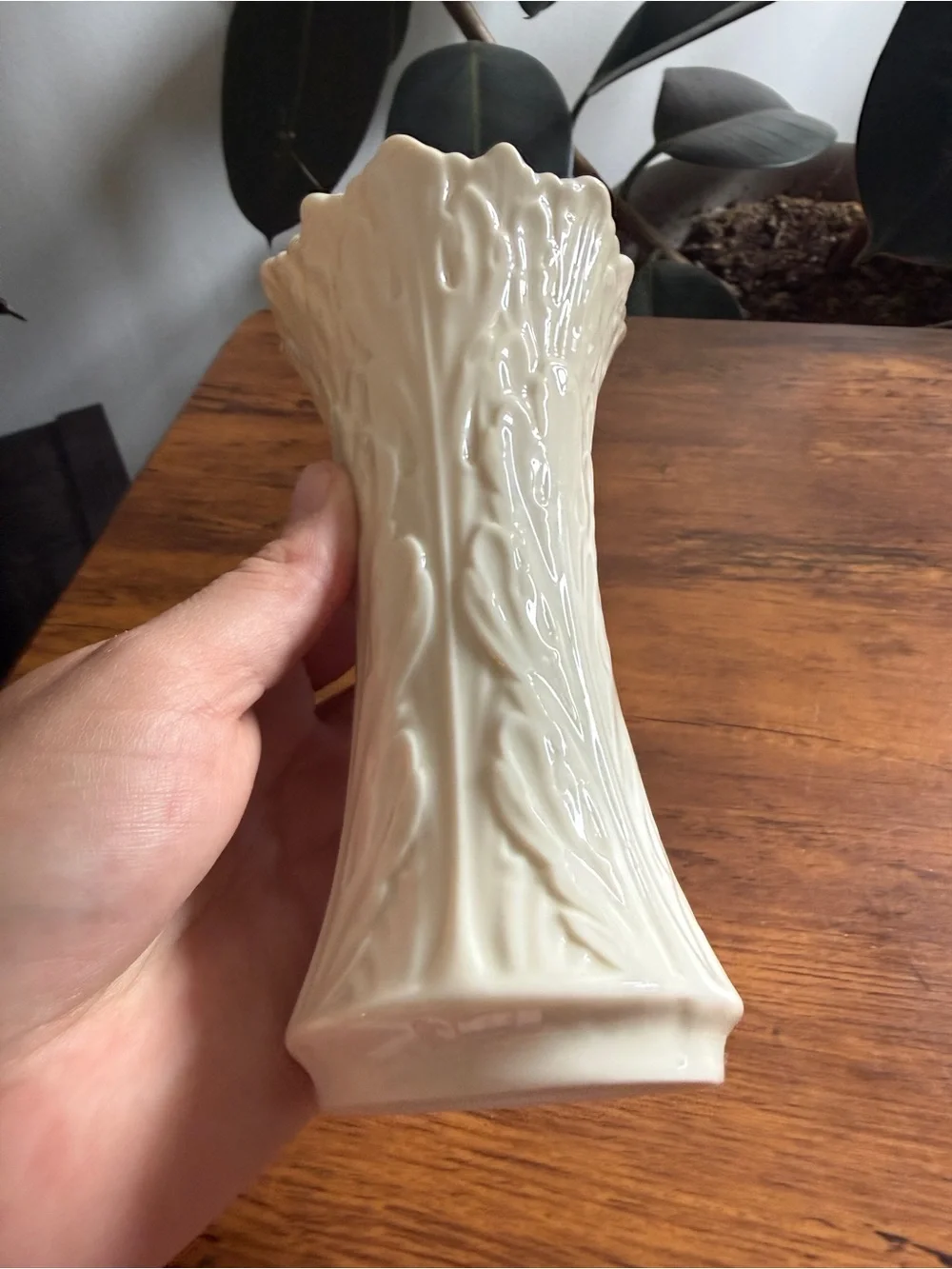Lenox elegant cream